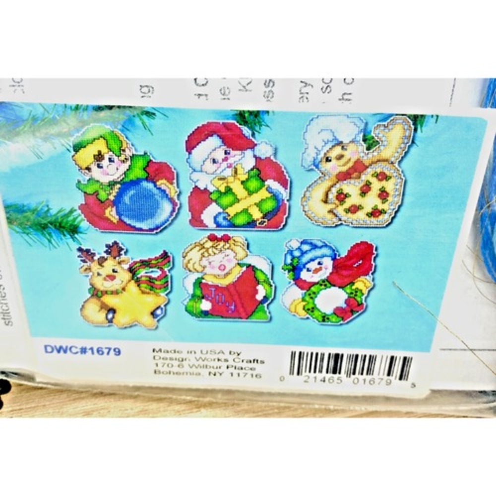 Design Works Holiday Gifts Plastic Cross Stitch Ornament Kit #1679 - 6 Ornaments